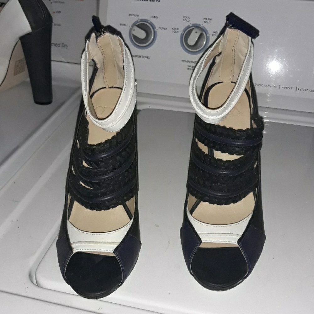 Gwen Stefani block heels